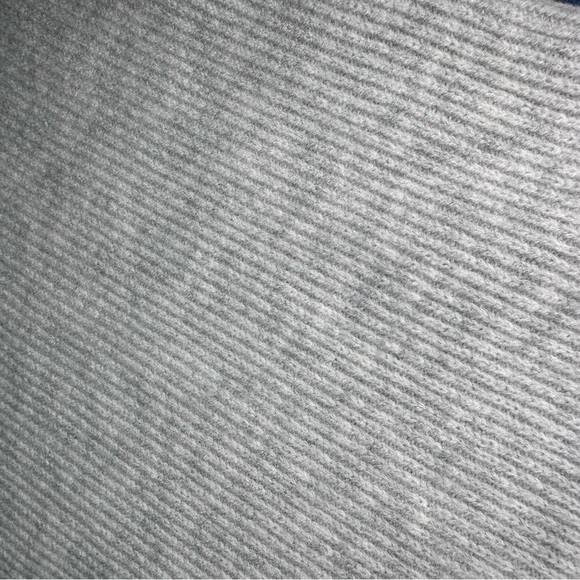 sweater wool cashmere Athleta bell sleeves scoop neck heather grey side split - Picture 8 of 13